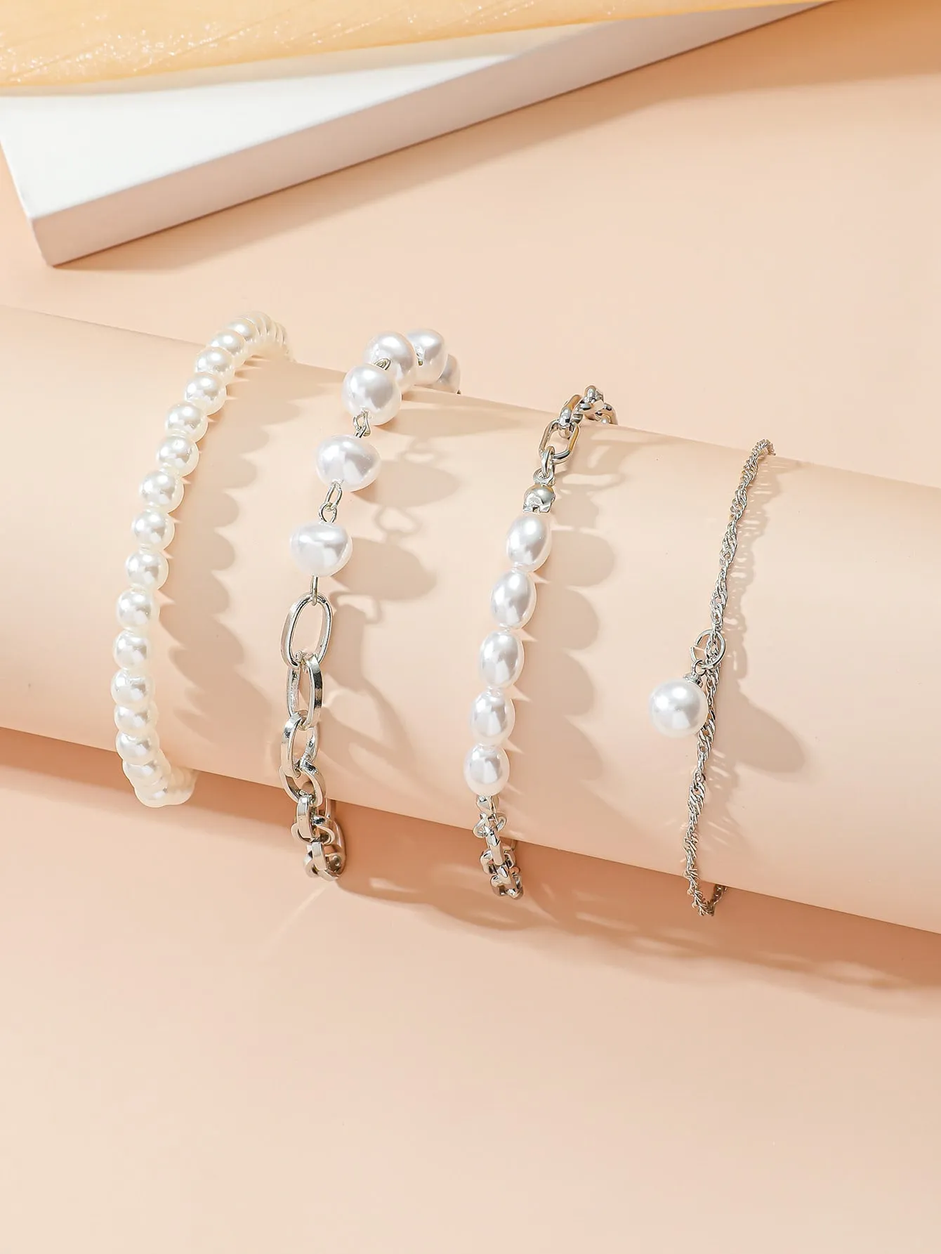 4pcs Heart Charm Faux Pearl Beaded Buckle Bracelet Women Bracelet Stackable