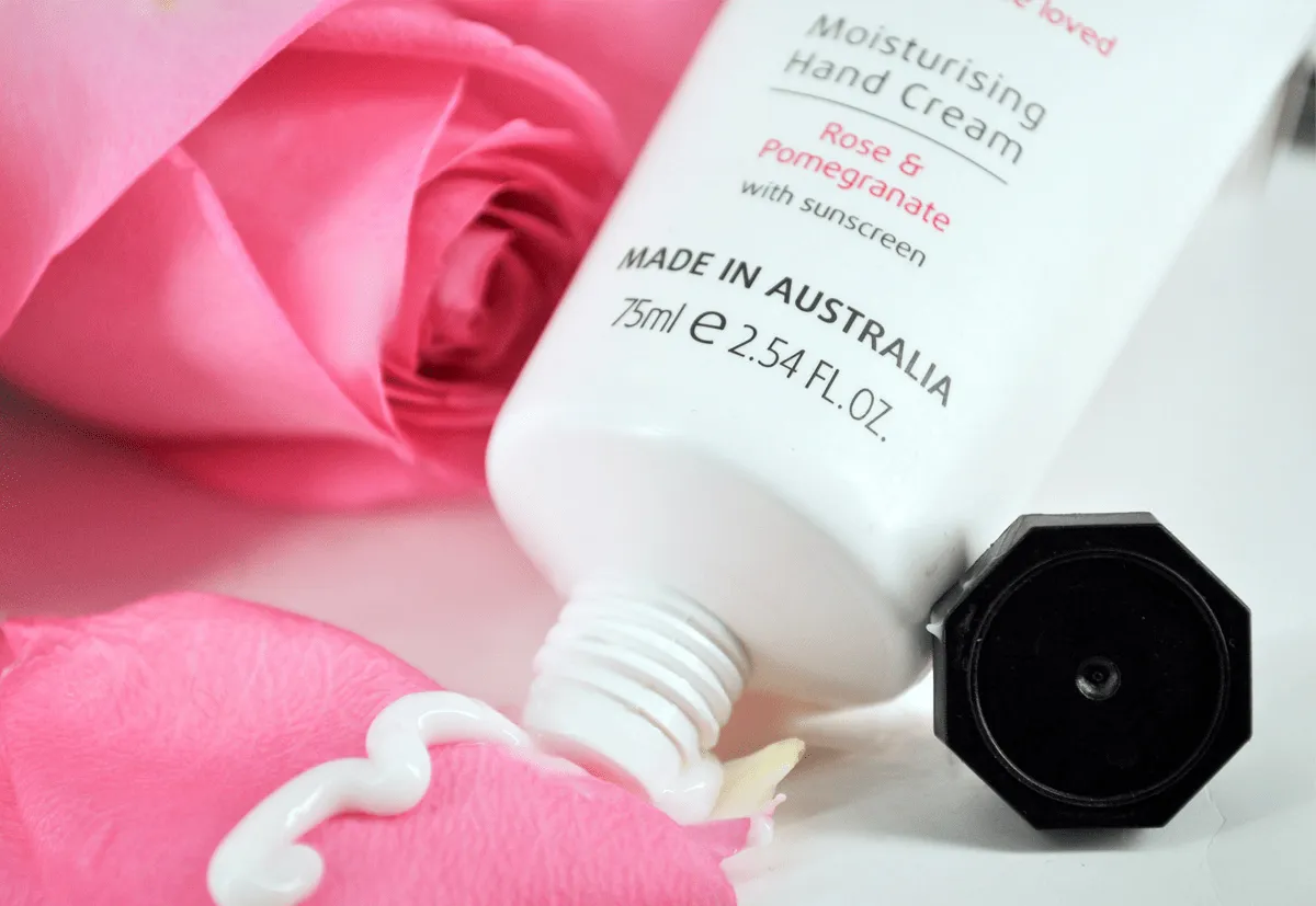 Blue Jacar Be Love - Moisturising Hand Cream Rose & Pomegranate 75ml