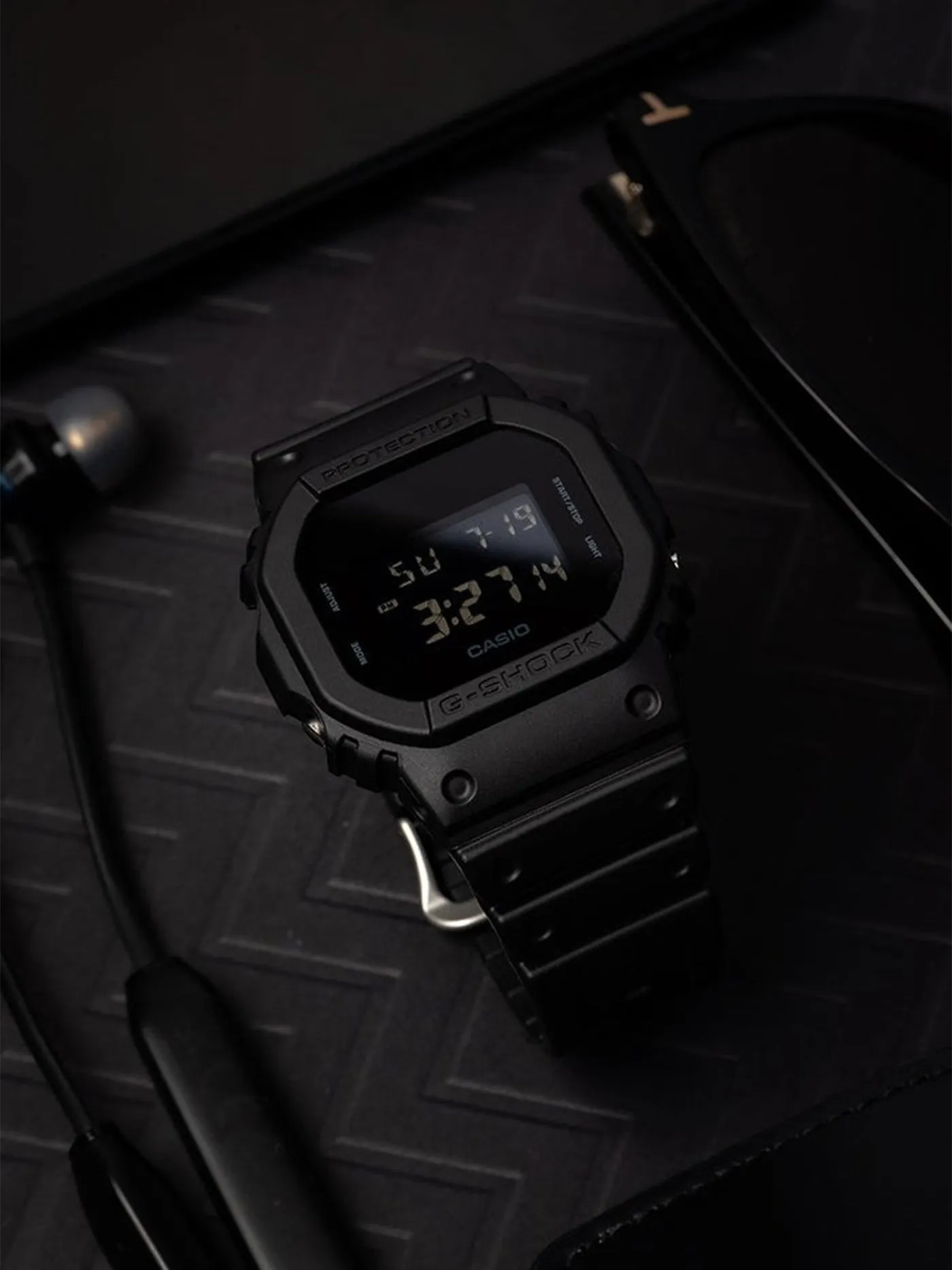 DW5600BB-1 Black Watch