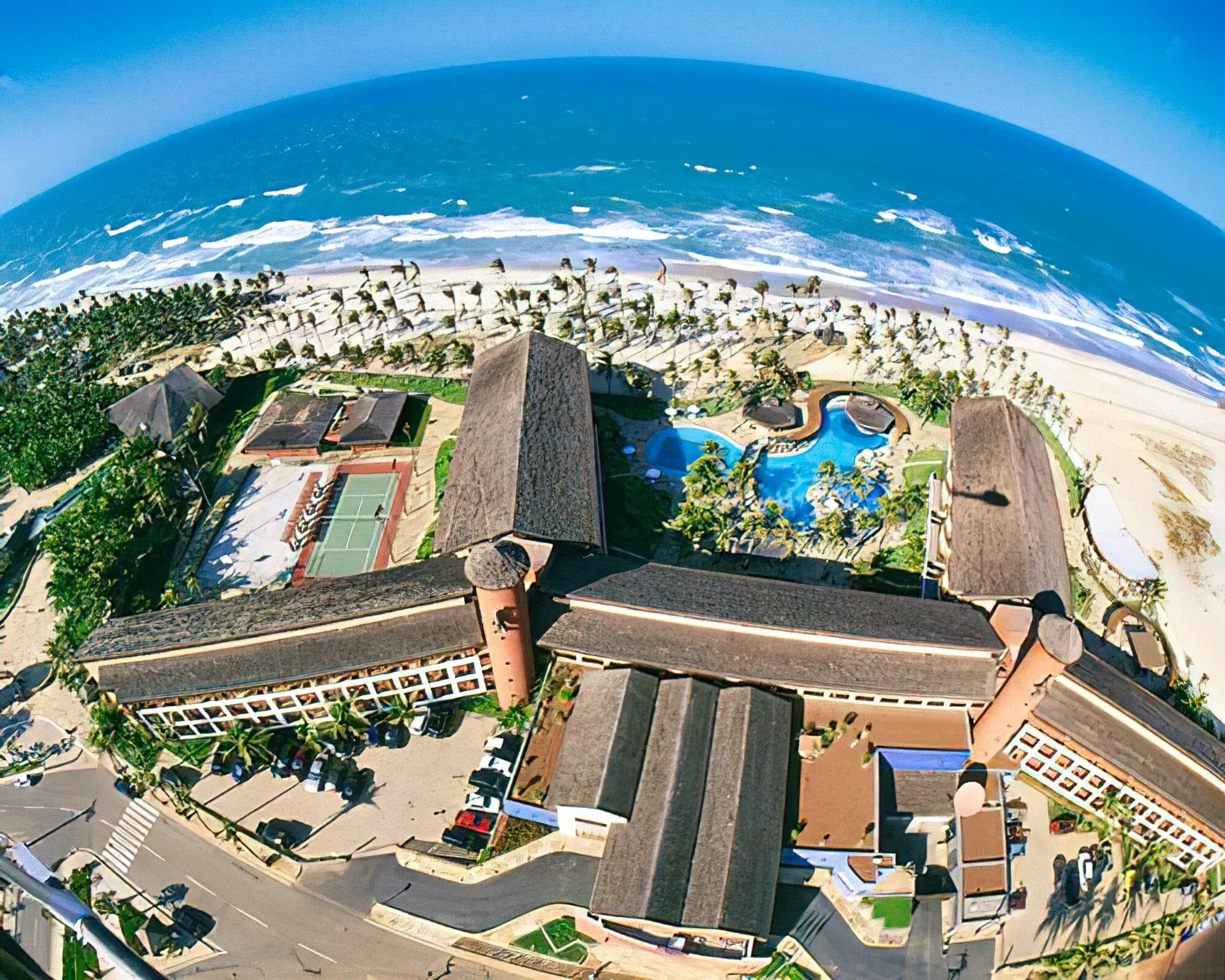 Suites Beach Park Resort